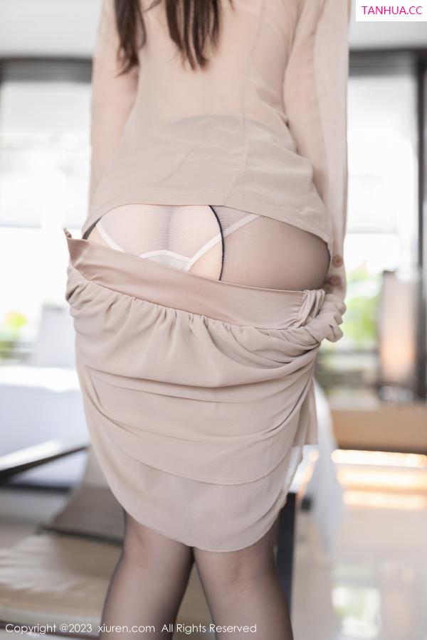 唐安琪  [XiuRen]高清写真图 2023.09.04 No.7333 唐安琪 黑丝美腿第12张图片
